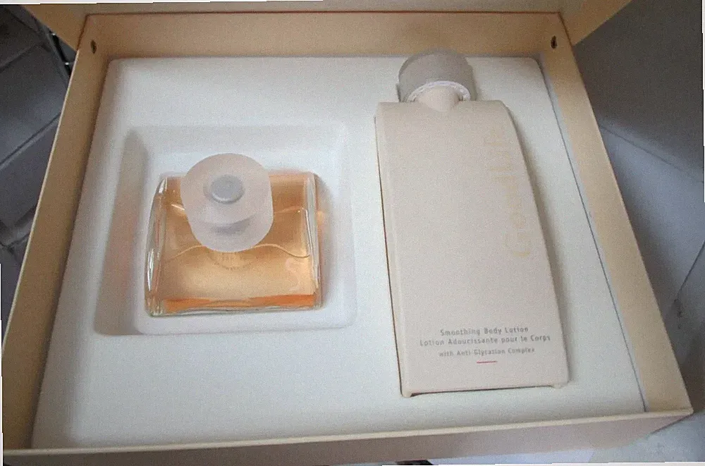 GOODLIFE WOMAN SET/DAVIDOFF EDP 1.7oz, Smoothing B Lotion 6.7oz(&1 free perfume)