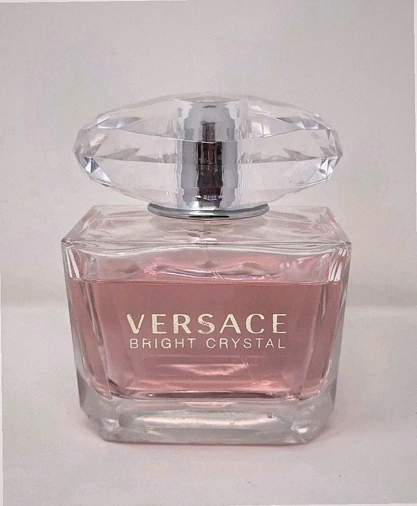 Versace Bright Crystal Perfume Bottle 200 ml 6.7 Fl Oz Eau De Toilette (90%)